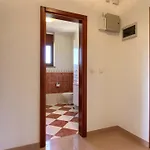 Charming Joy With Private Pool And Sea View Near Medulin Лижнян