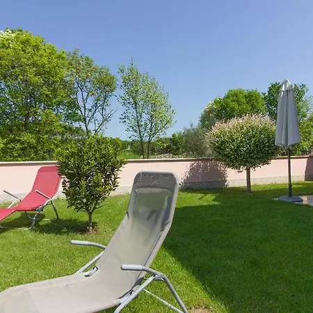 Charming Joy With Private Pool And Sea View Near Medulin