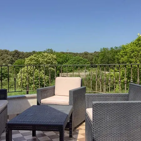 Charming Joy With Private Pool And Sea View Near Medulin