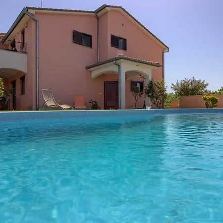 Villa Charming Joy With Private Pool And Sea View Near Medulin Liznjan