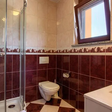 Charming Joy With Private Pool And Sea View Near Medulin Villa Ližnjan