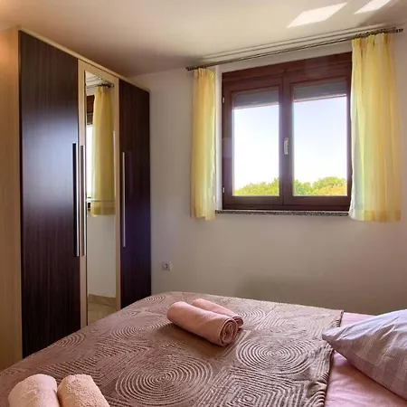 Villa Charming Joy With Private Pool And Sea View Near Medulin