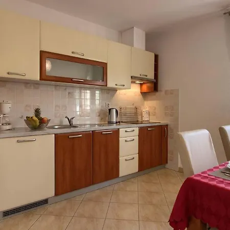 Charming Joy With Private Pool And Sea View Near Medulin